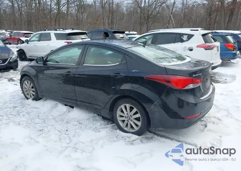 2014 Hyundai Elantra Se z USA, uszkodzony, nr VIN 5NPDH4AE8EH533056